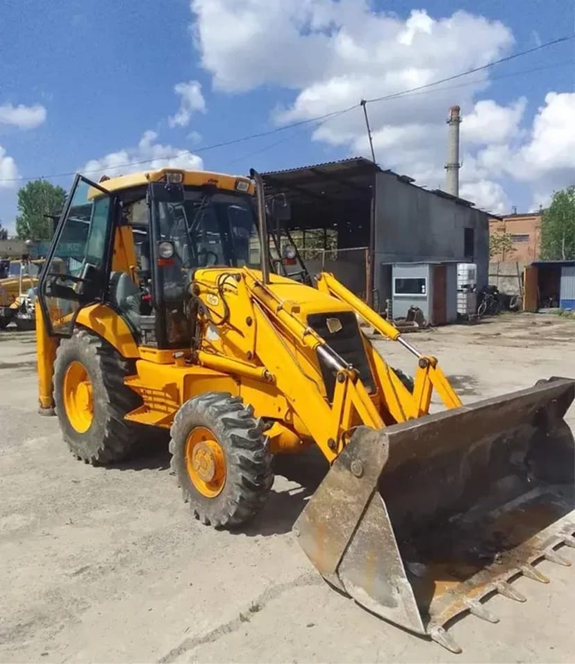Екскаватор JCB 3CX з досвідченим оператором