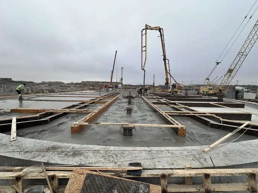 Бетонні роботи, фундаменти, колони, моноліт, будь якої складності.