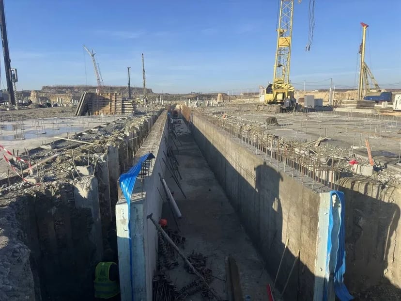 Бетонні роботи, фундаменти, колони, моноліт, будь якої складності.