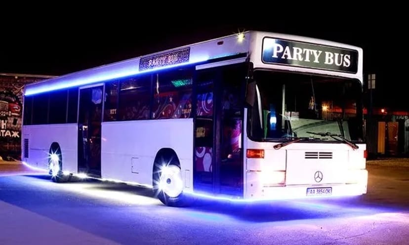 065 Автобус Party Bus Vegas на день народження