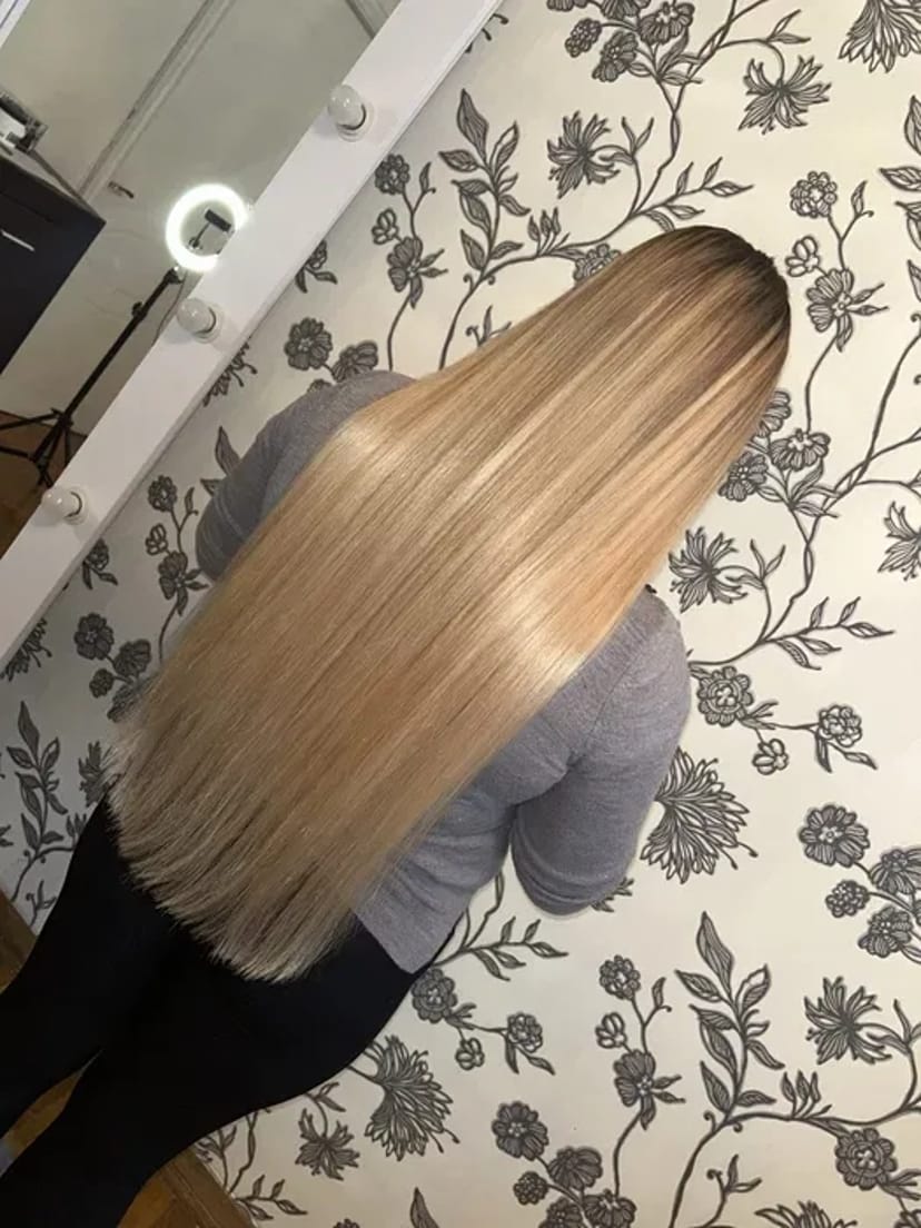 Нарощування біопротеїнового волосся та натурального