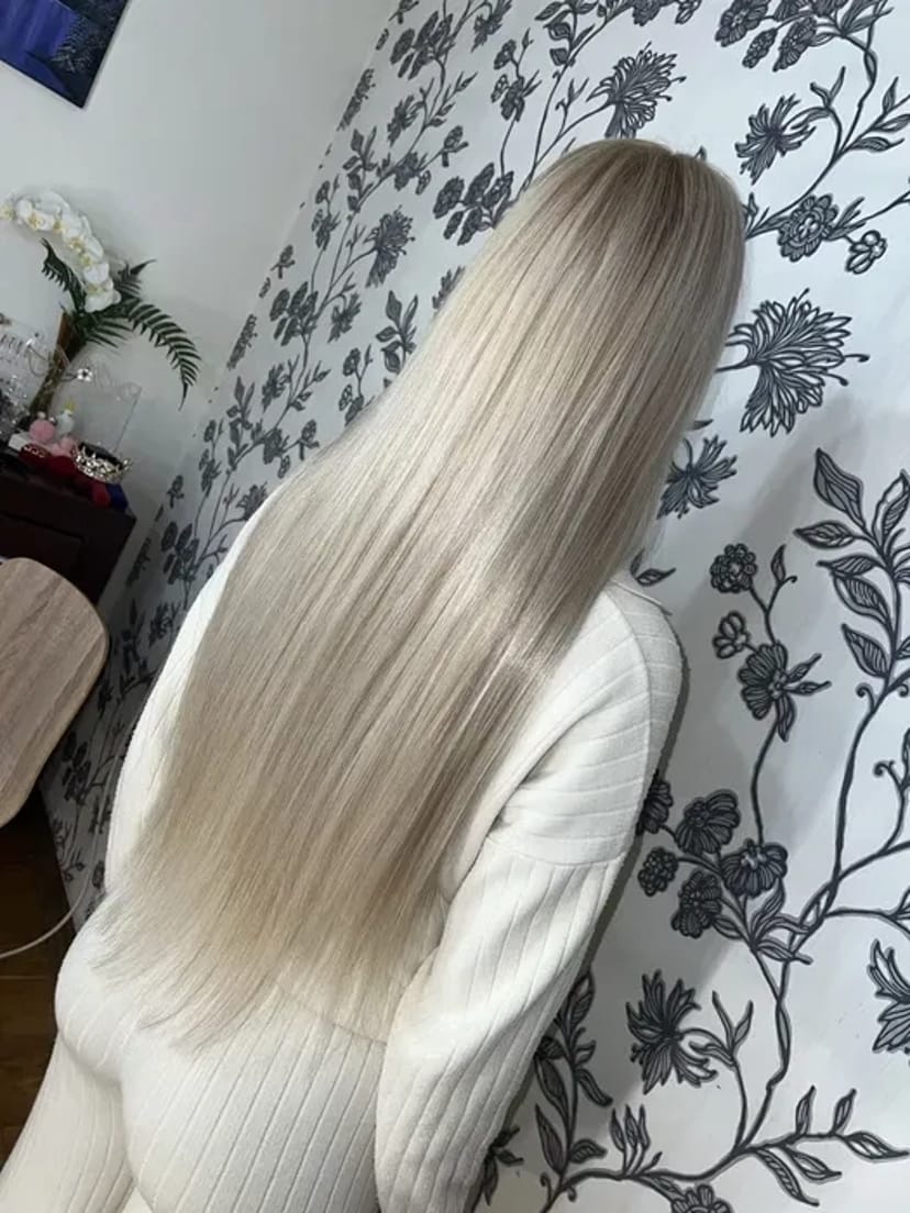 Нарощування біопротеїнового волосся та натурального