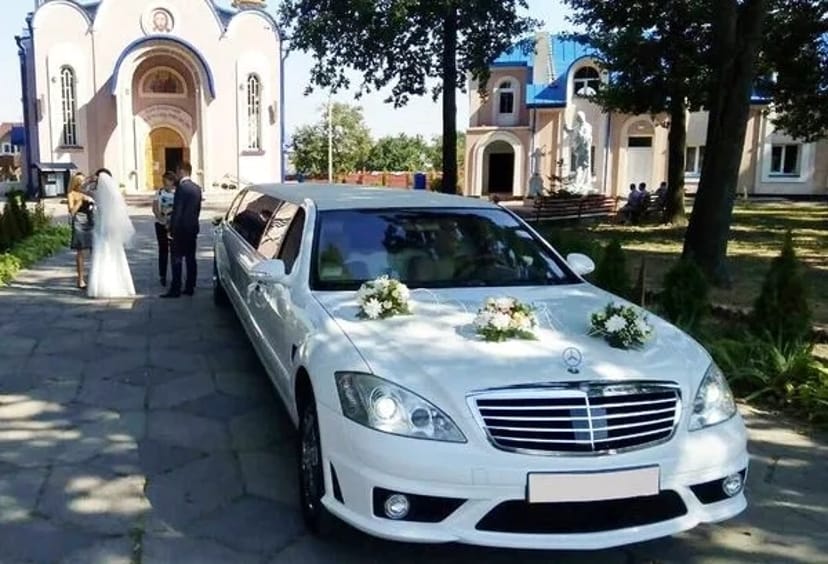 029 Лімузин на весілля Mercedes W221 S63 білий