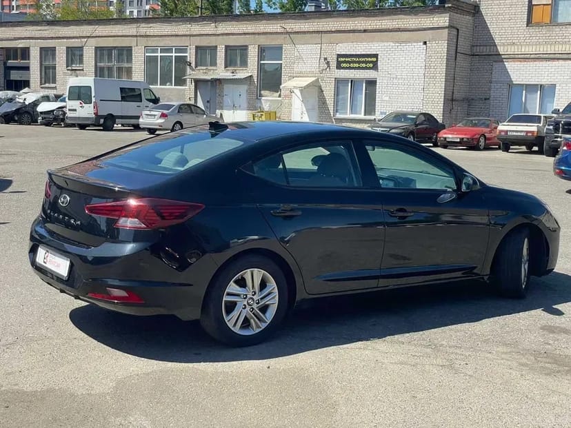 Hyundai Elantra 2019-2020