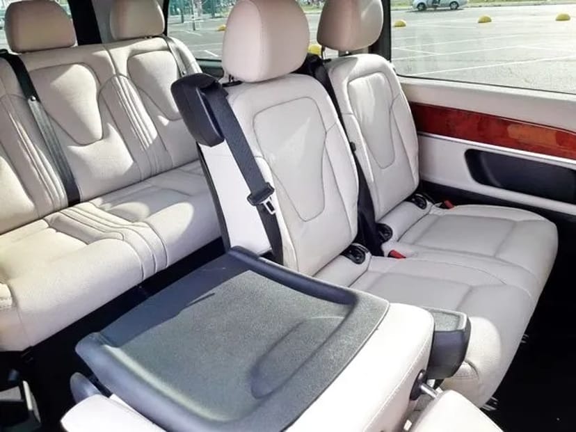 363 Мікроавтобус на весілля трансфер Mercedes Benz V class