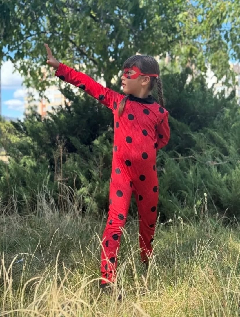 Костюм Леді Баг 5-6 років є декілька варіантів