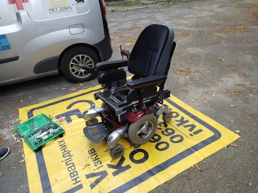 Ремонт інвалідних візків. Електричних, механічних, скутерів.
