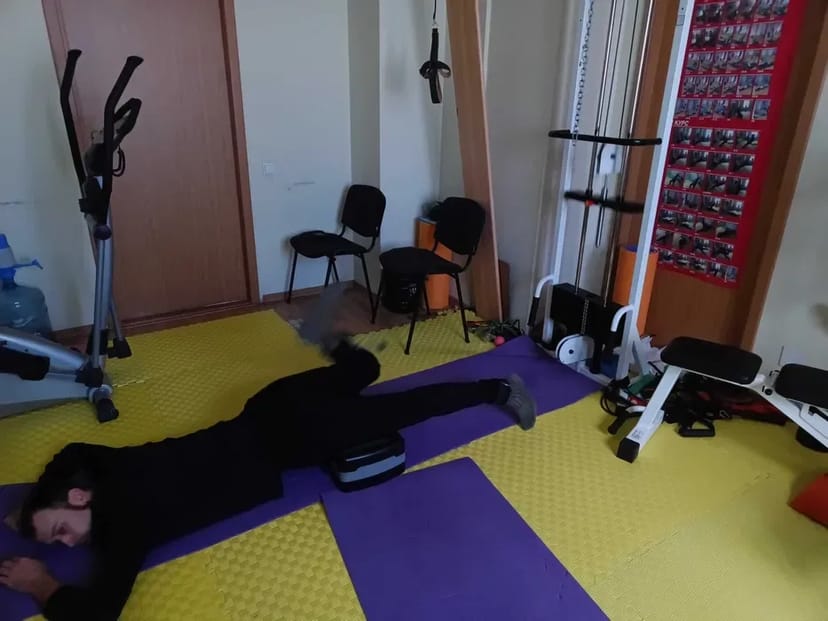 Лікування спини, попереку, суглобів без операцій (кінезіотерапія)