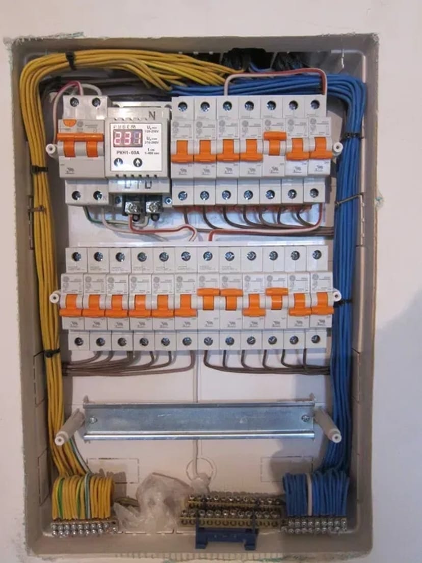 Електрик, монтаж проводки, електромонтажні роботи.
