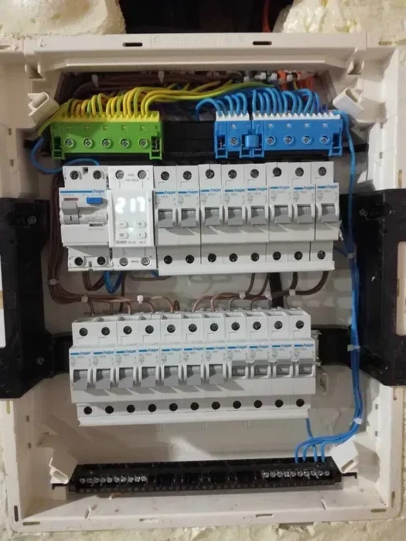 Електрик, монтаж проводки, електромонтажні роботи.