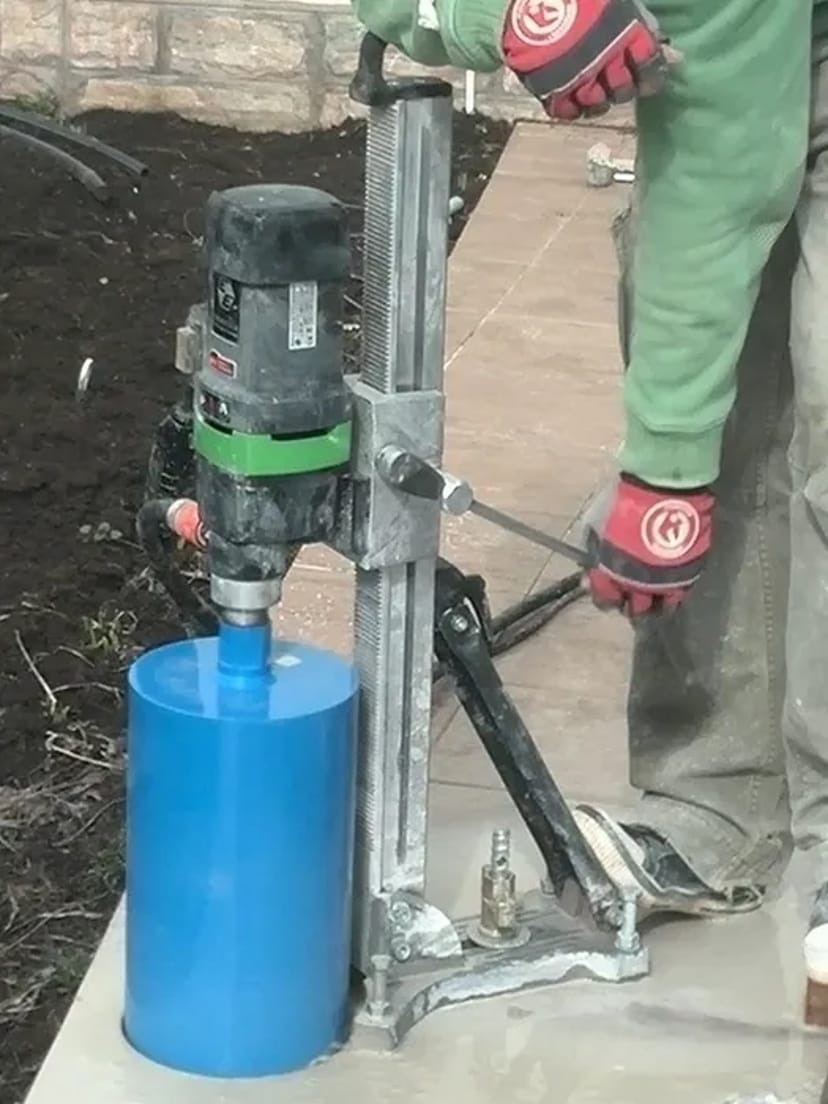 Алмазне різання бетону отвору свердління отворів, демонтажні роботи (ціни уточнюйте)