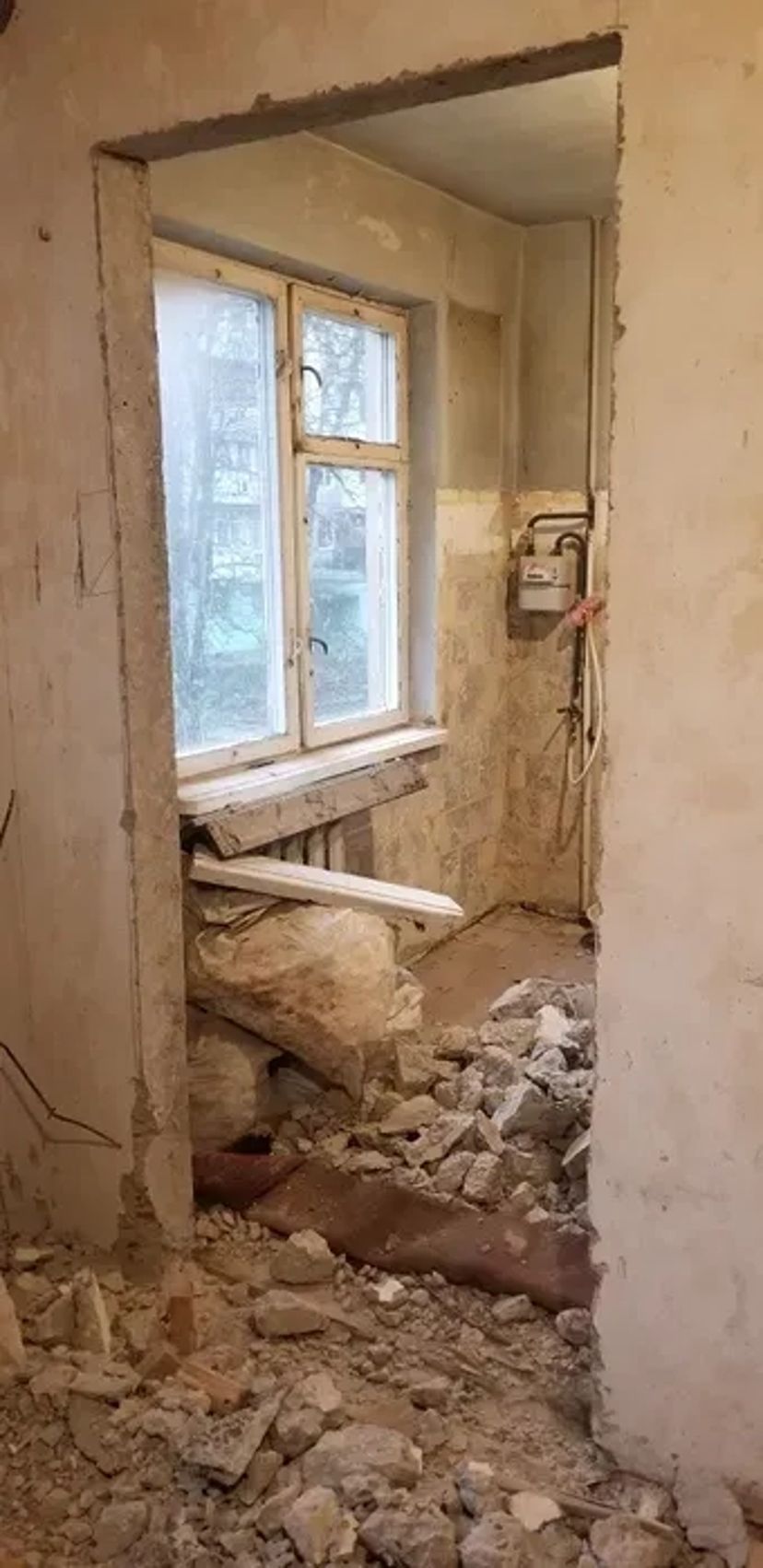 Алмазне різання бетону отвору свердління отворів, демонтажні роботи (ціни уточнюйте)