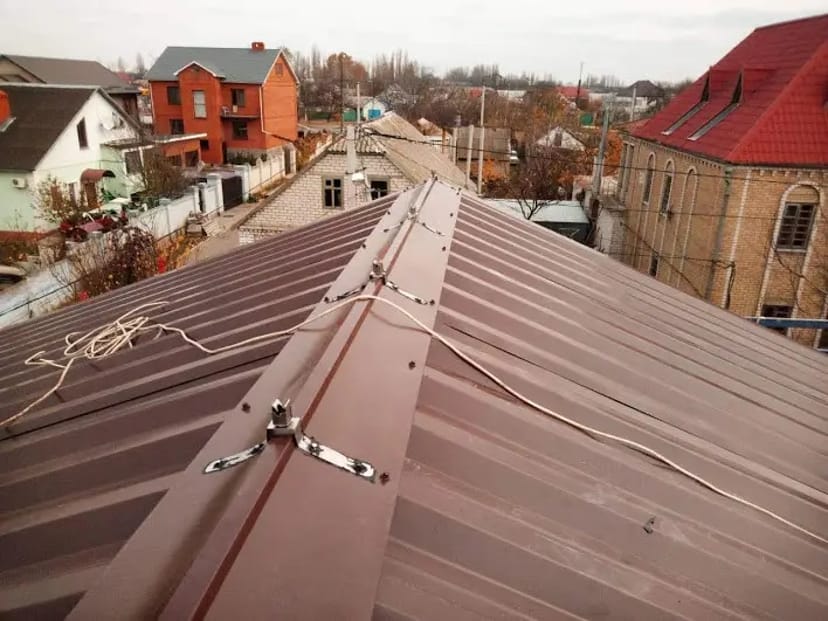 Монтаж коника даху від 100 ₴/пог.м