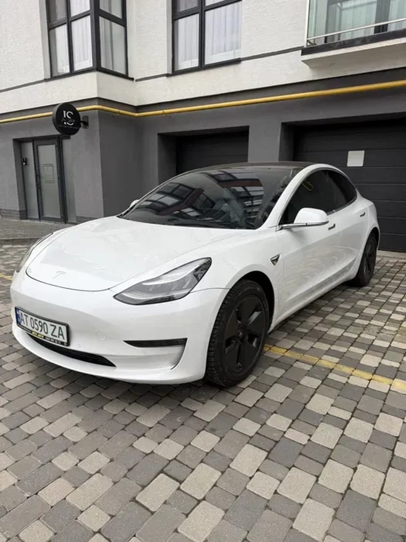 Авто на короткий та довгий термін