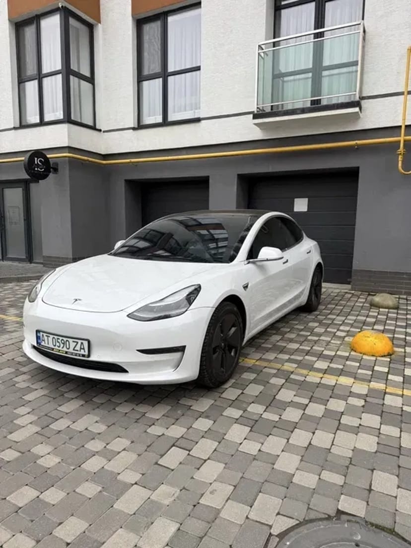 Авто на короткий та довгий термін