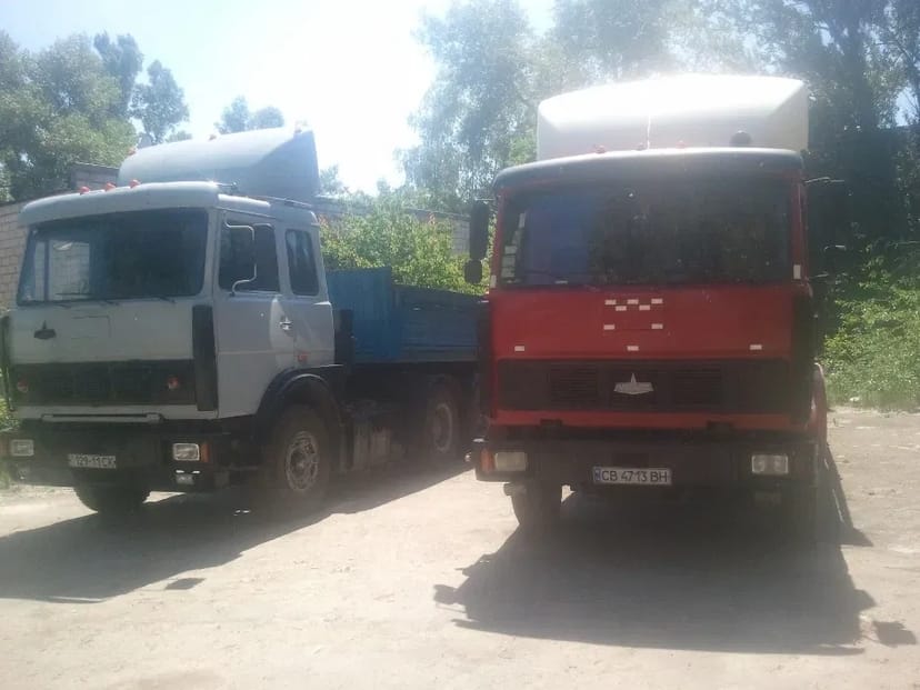 Вантажоперевезення машинами з краном-маніпулятором та довгомірами 22 тонни