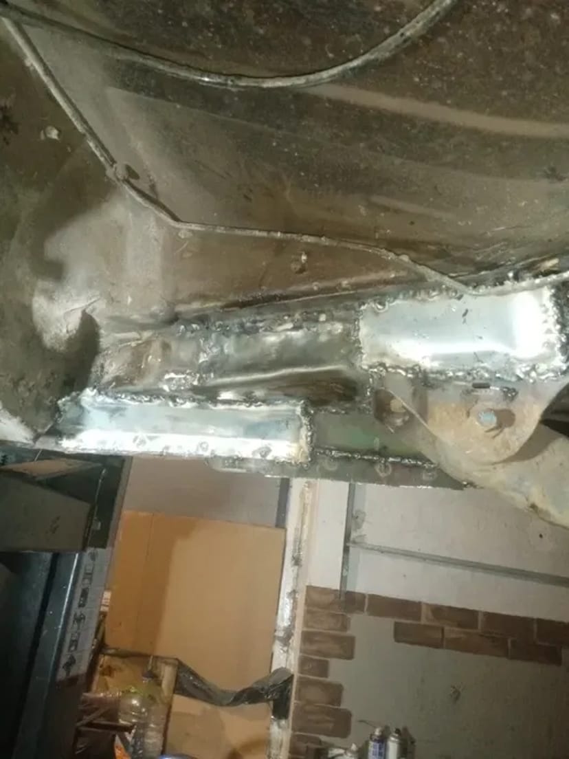 Сварка порогів Сільські ціни піддомкратників Київ.