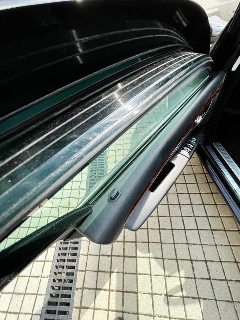 388 Броньоване авто без водія Mercedes W221 S600 GUARD B7