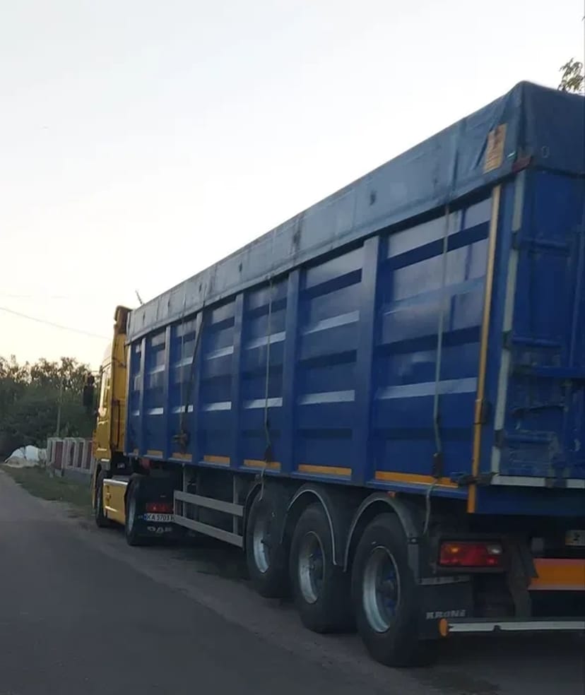 Вантажний автомобіль