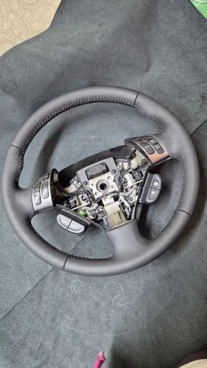 Перетяжка руля керма , можно поштою. Якісно та професійно