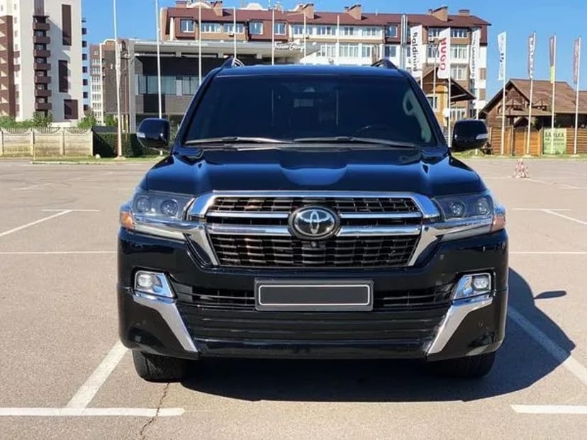 057 Джип на весілля Toyota Land Cruiser 200