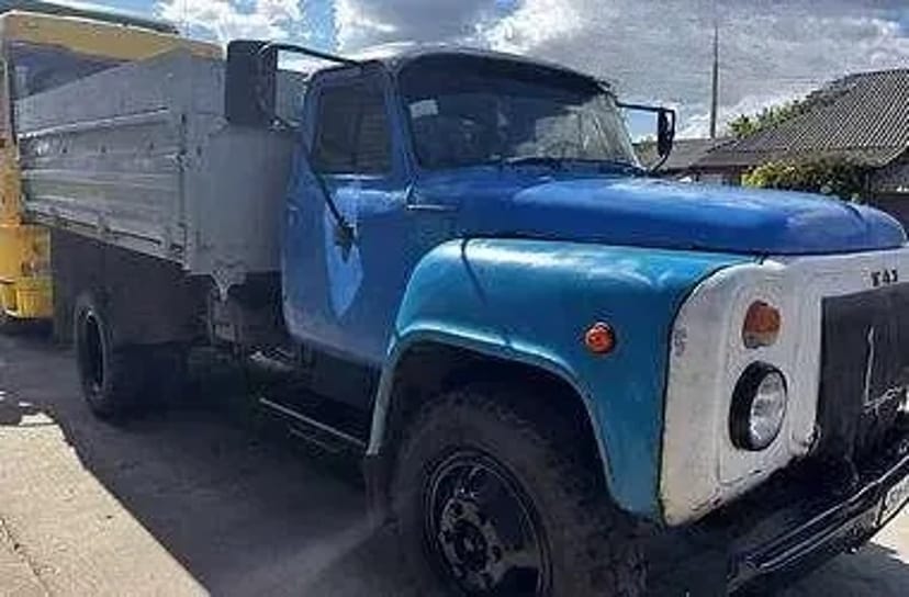 Вантажні перевезення, самоскид!