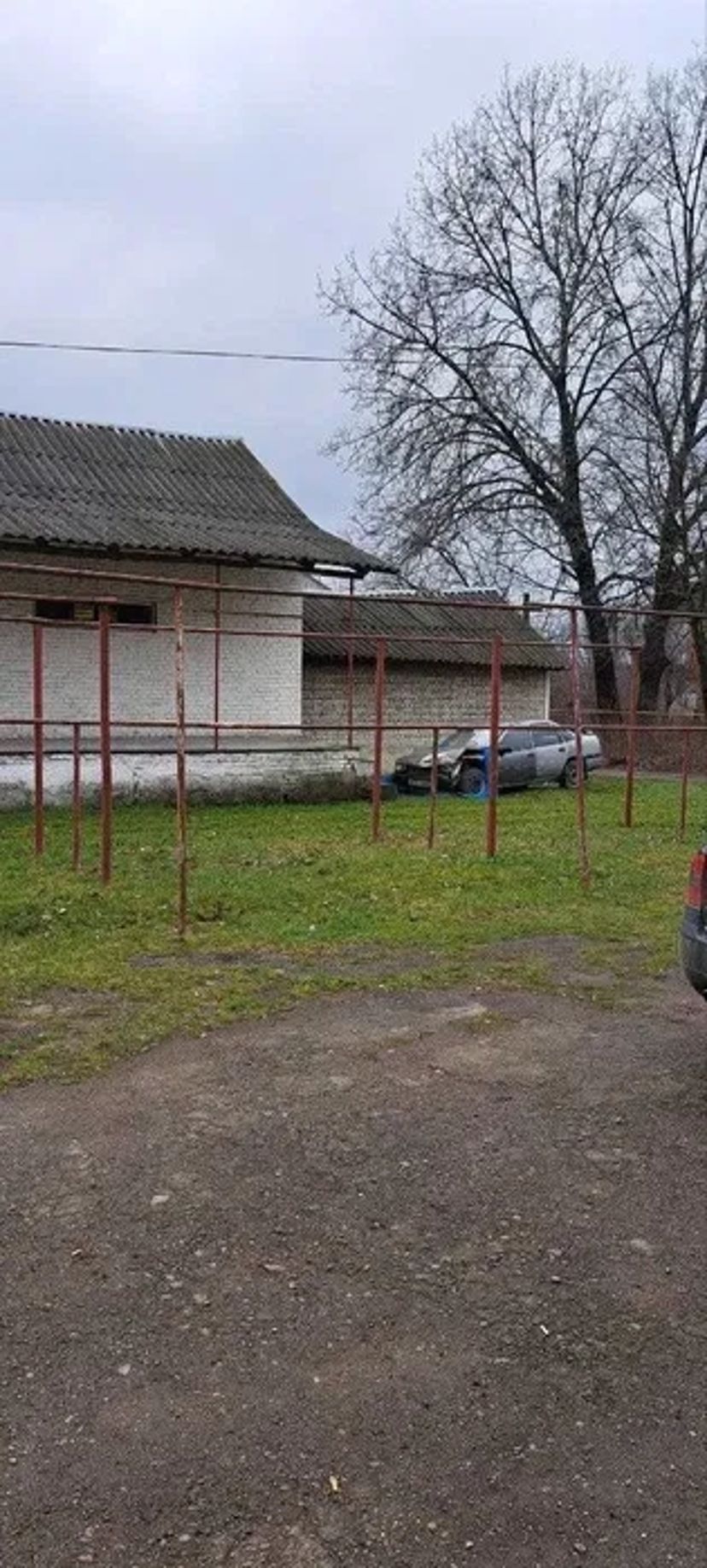 Автомийка, склад з рампою, сховище