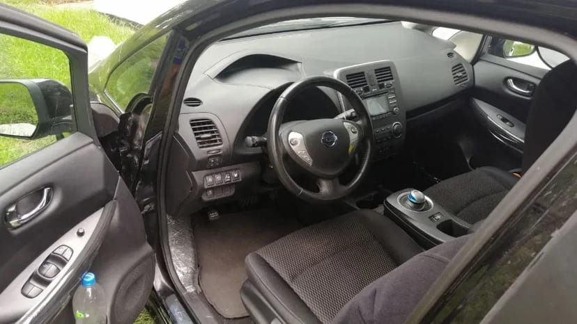 Електромобіль Nissan Leaf 