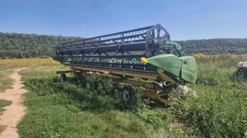 Зернова жниварка John Deere 635F