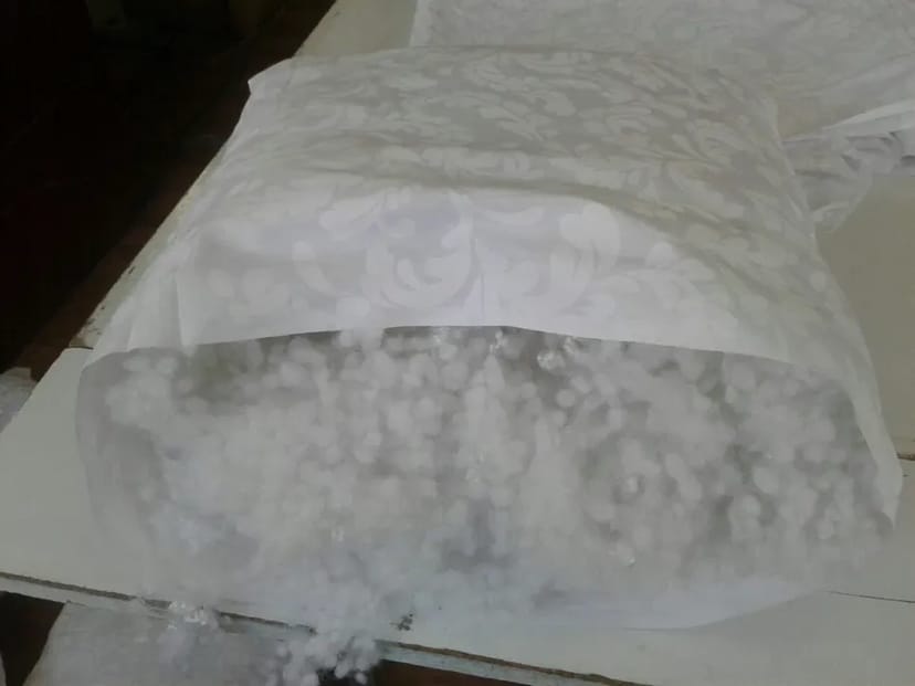 Холофайбер, силіконові кульки,синтепух.