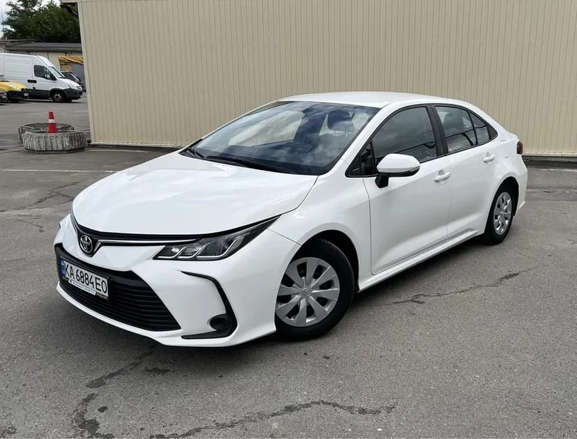 Автомобіль для роботи в таксі Київ Toyota Corolla 2020