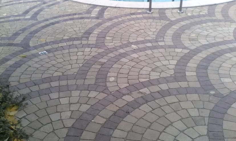 Якісне та недороге укладання тротуарної плитки з гарантією