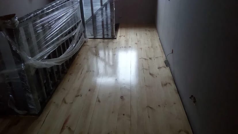 Циклювання, шліфування, ремонт паркету та дошки підлоги, реставрація, плінтус.