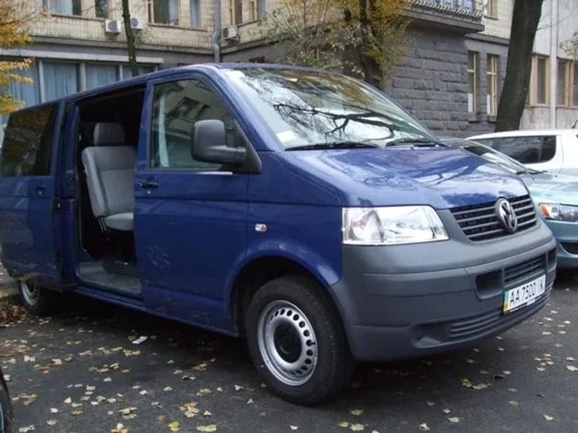 293 Мікроавтобус на весілля трансфер Volkswagen T5 Caravelle