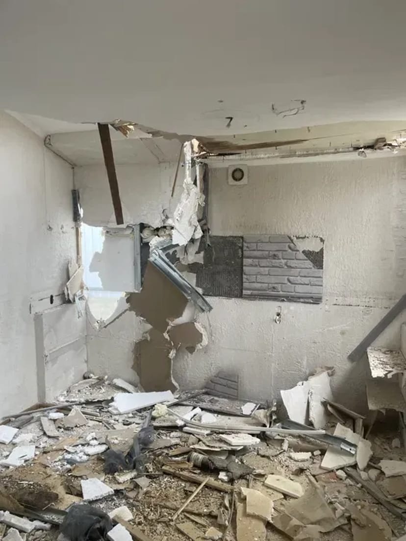 Демонтаж стін,плитки,штукатурки, будівель, сантехкабіни, стяжки, стін