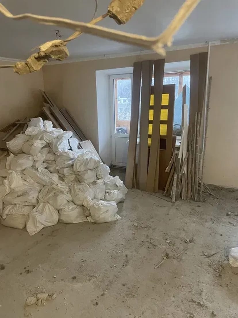 Демонтаж стін,плитки,штукатурки, будівель, сантехкабіни, стяжки, стін