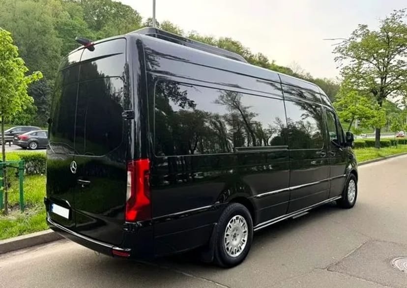 008 Трансфер на мікроавтобус Mercedes Sprinter VIP Варшава Краків Кишинів Польша Молдова