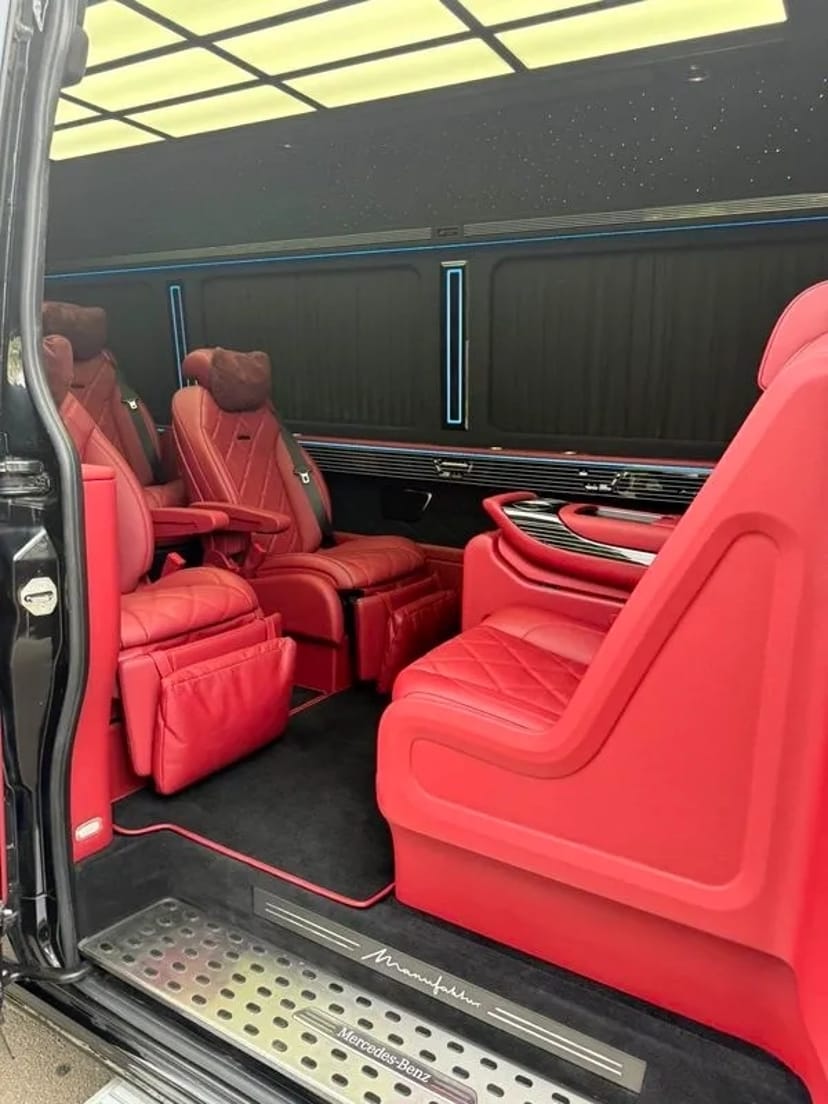 008 Трансфер на мікроавтобус Mercedes Sprinter VIP Варшава Краків Кишинів Польша Молдова