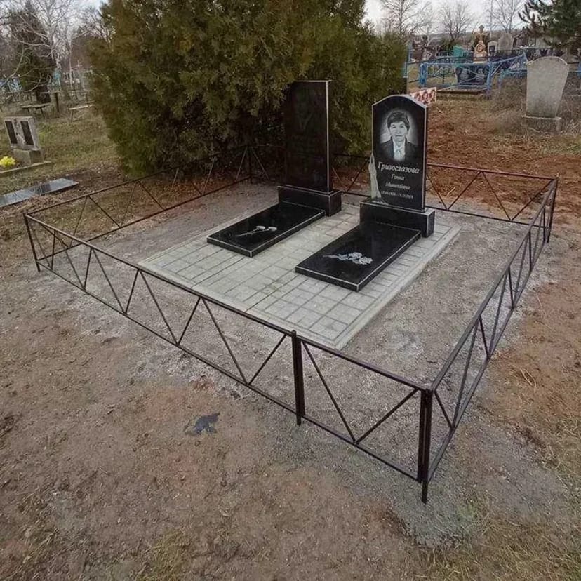 Оградки из металла на кладбище недорого и качественно