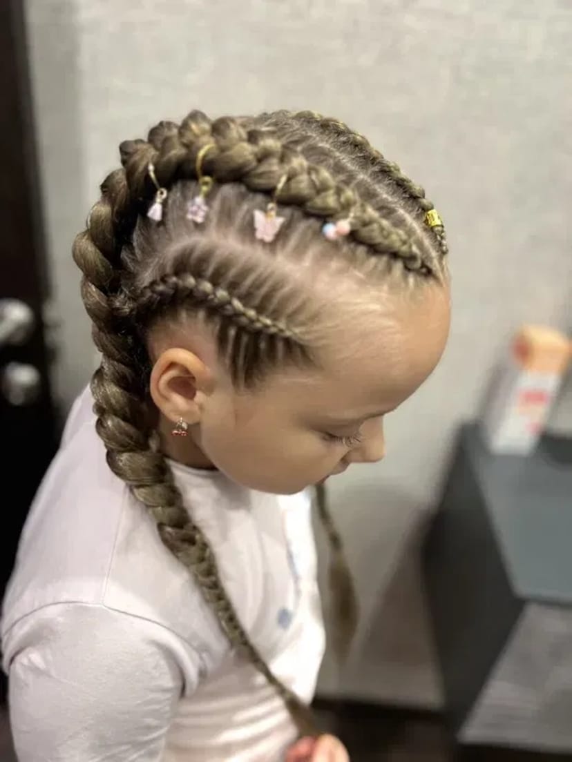 Брейди в хвіст, афроплетіння, коси