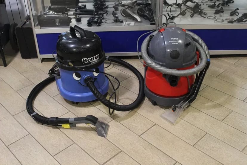Миючі пилисоси Karcher/Bosch