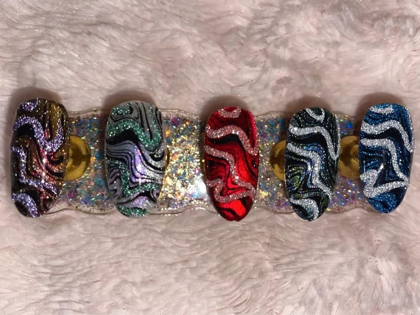 Нарощування нігтів. Корекція. Дизайн. Ліплення. ГАРАНТІЯ 3 ТИЖНЯ. Повідомлення