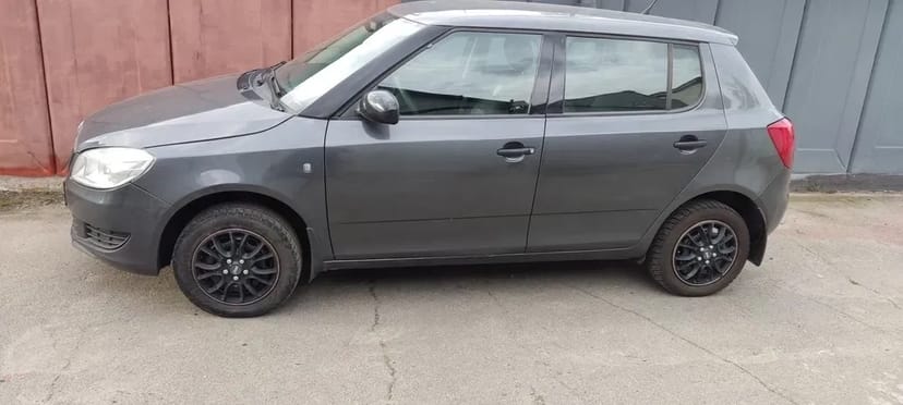 Автомобіль Шкода Фабія 2011. 2800 грн тиждень