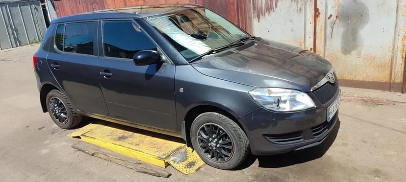 Автомобіль Шкода Фабія 2011. 2800 грн тиждень