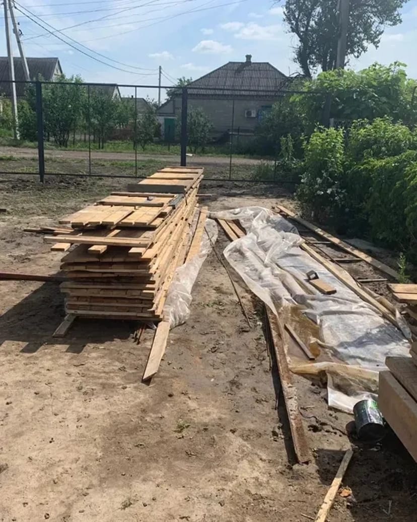 Фундамент під ключ, Стрічковий фундамент, Підпірні стіни.