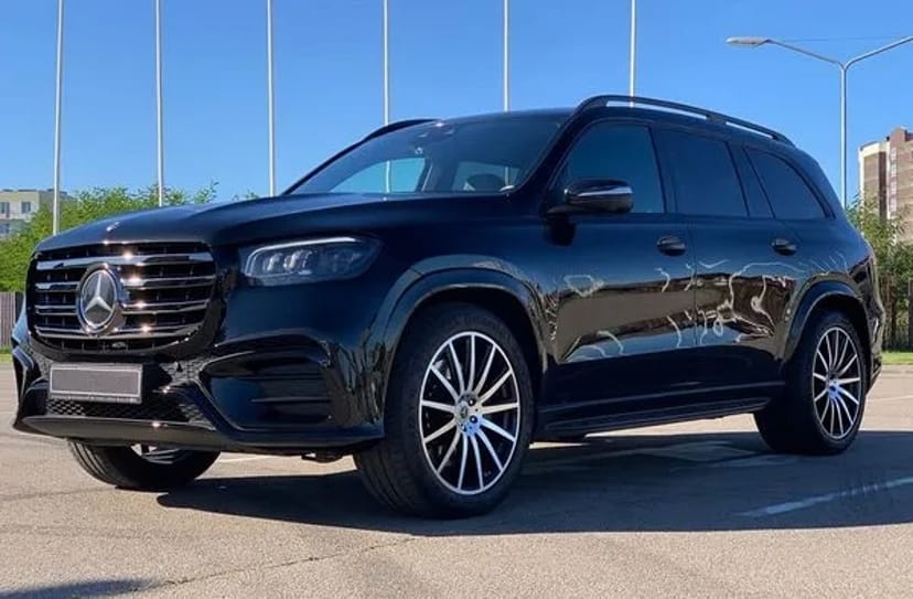 250 Позашляховик Mercedes Benz Gls AMG 400