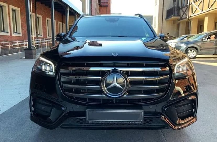 250 Позашляховик Mercedes Benz Gls AMG 400