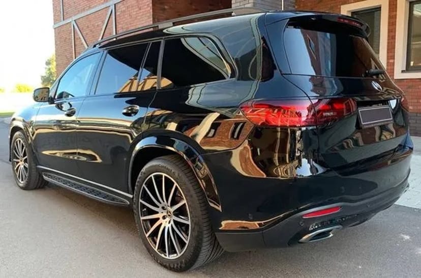 250 Позашляховик Mercedes Benz Gls AMG 400