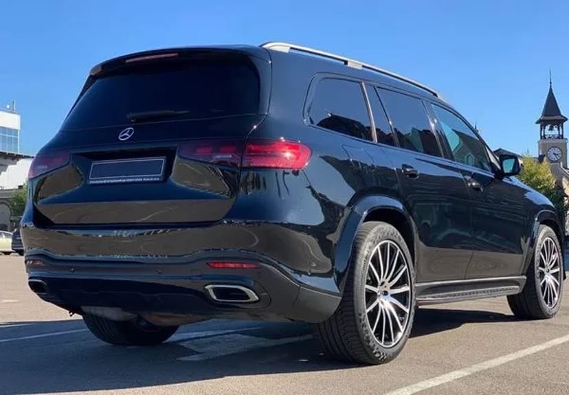 250 Позашляховик Mercedes Benz Gls AMG 400