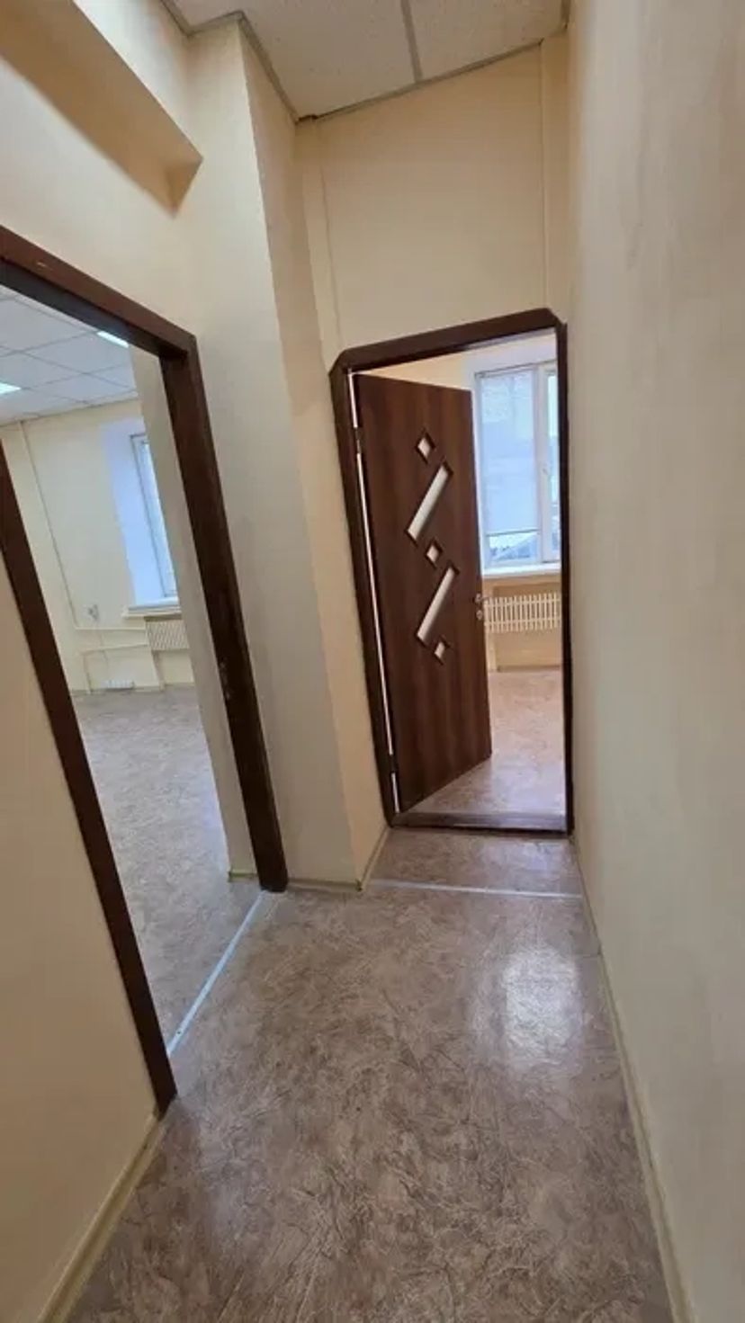 Офіс з опаленням біля ТЦ «Французький бульвар» – зручне розташування